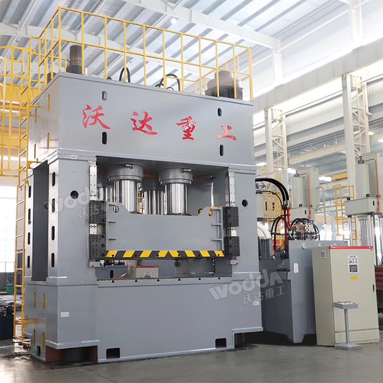 2000噸框式壓力機.jpg