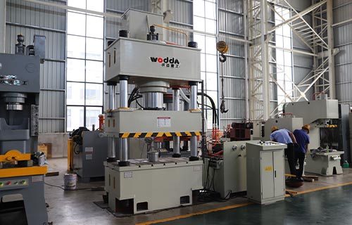 400噸四柱油壓機(jī)（液壓機(jī)）價(jià)格